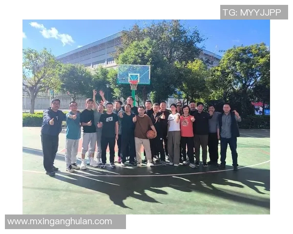 以体育精神为核心探讨竞技场上团队协作与个人奋斗的完美结合